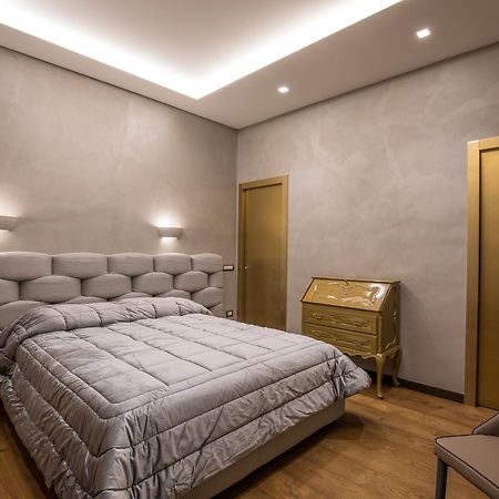 Civico Cinque Home Luxury Apartment 萨莱诺 外观 照片