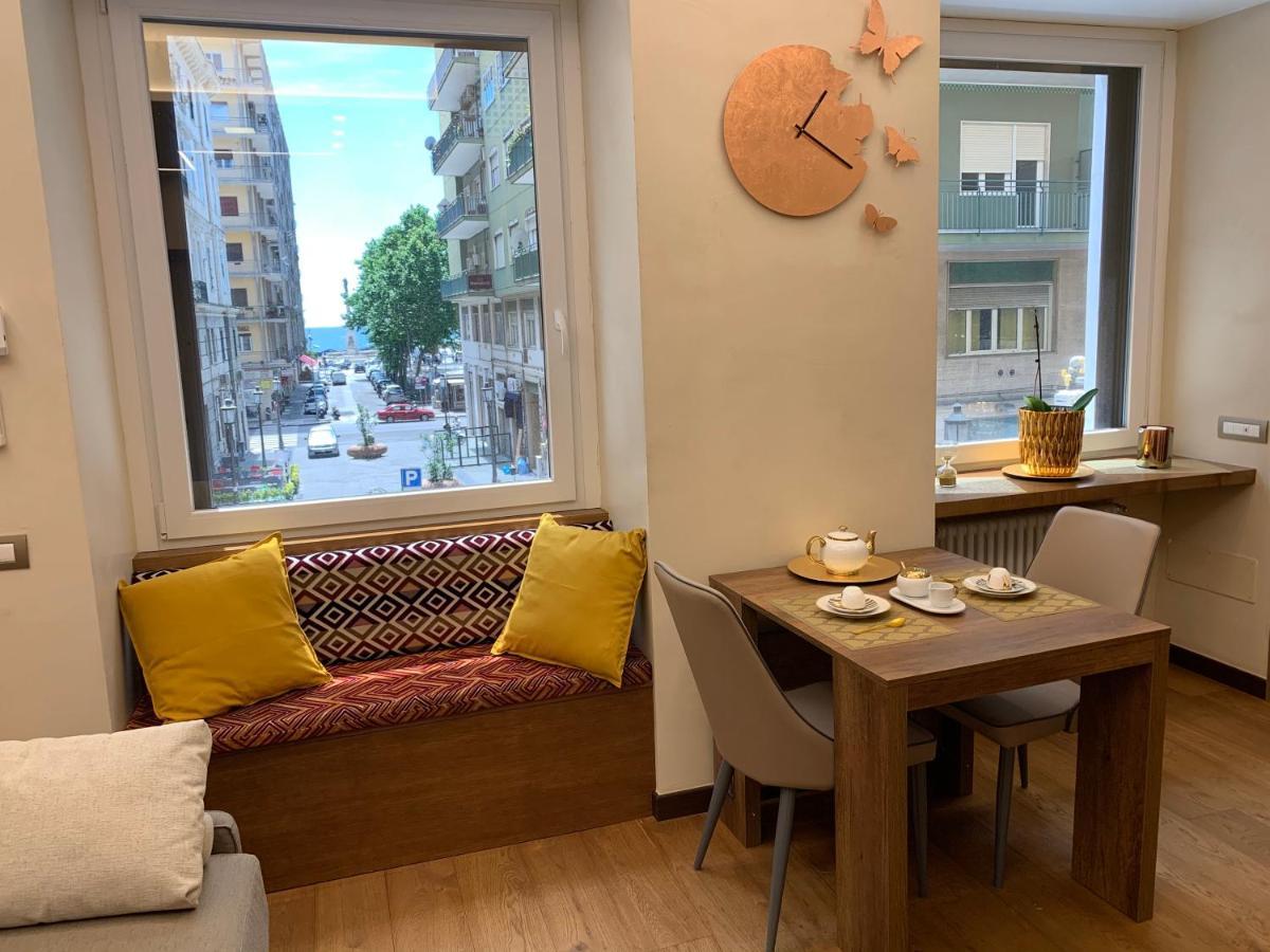Civico Cinque Home Luxury Apartment 萨莱诺 外观 照片