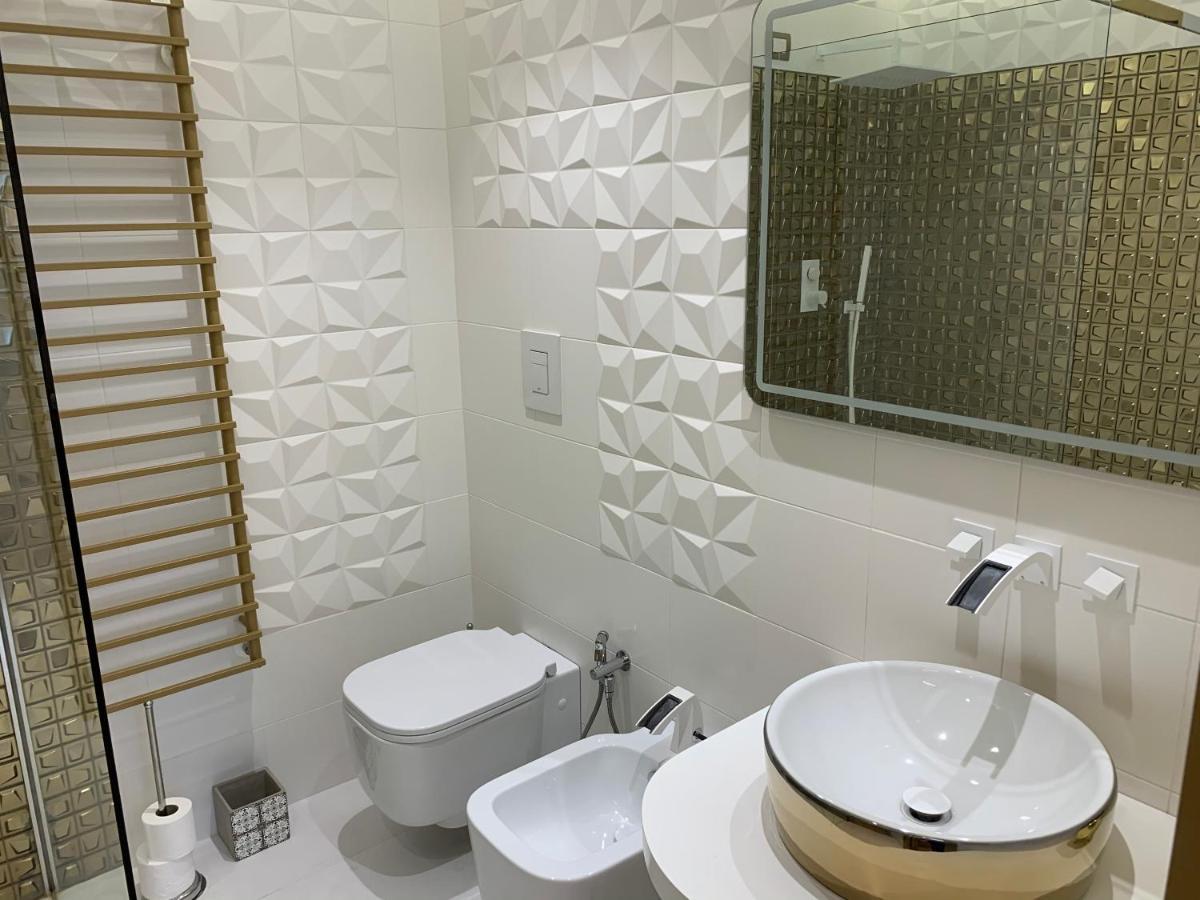 Civico Cinque Home Luxury Apartment 萨莱诺 外观 照片
