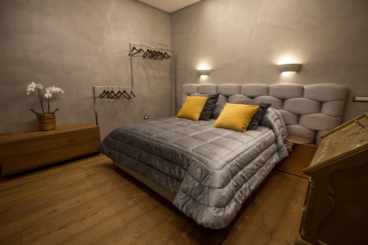 Civico Cinque Home Luxury Apartment 萨莱诺 外观 照片