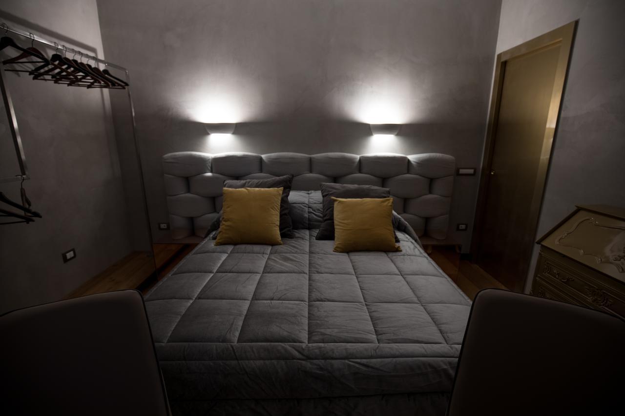 Civico Cinque Home Luxury Apartment 萨莱诺 外观 照片